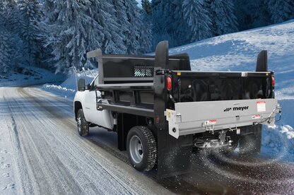Meyer | Under Tailgate Spreader