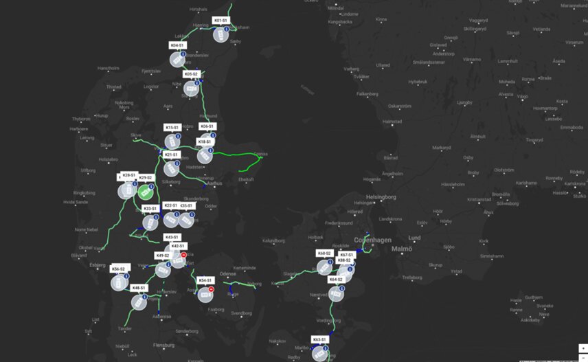 Live view of the spreaders equipped with IntelliOPS at a glance.