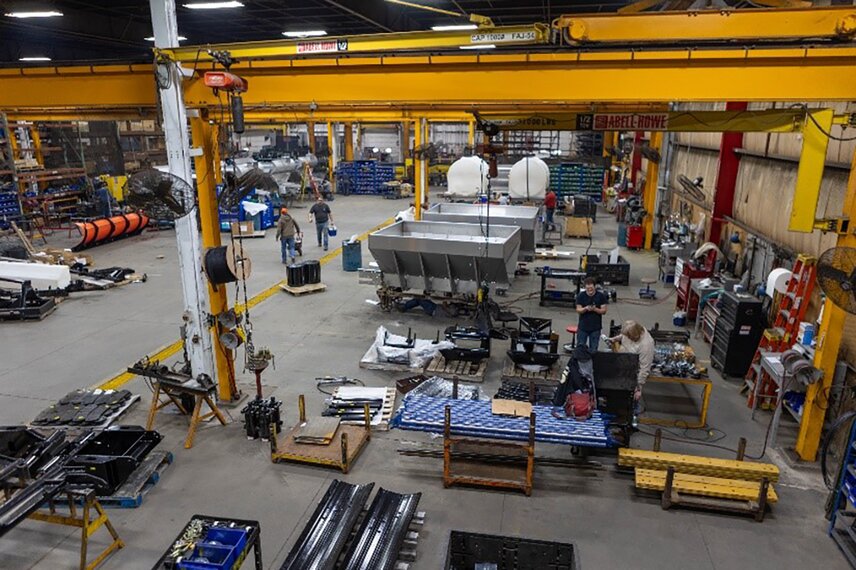 Optimierte Arbeitsabläufe und intelligente Automatisierung sorgen für eine schnellere Produktion und zuverlässige Lieferungen.