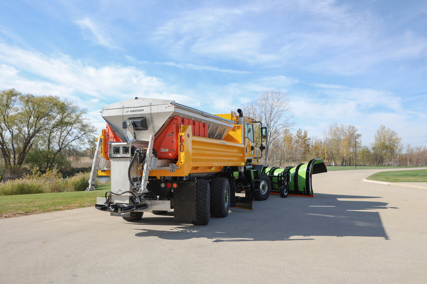Die MB6P passt sich mit vielseitigen Anbaugeräten, On- und Offroad- Einsatzfähigkeit und einer Reihe von zusätzlichen Optionen jeder Aufgabe an.