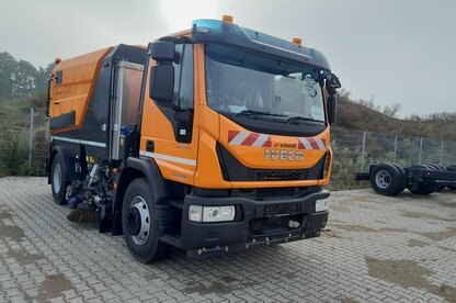 Schmidt | SK660 LKW Kehrmaschine
